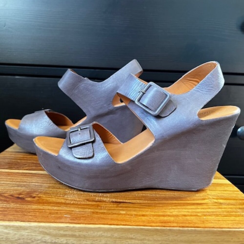 Kork-Ease Wedge Sandal, size 9, color grey